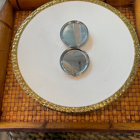 Lovely BRIGHTON Jeweled Butterfly Compact Mirror - Picture 6 of 7